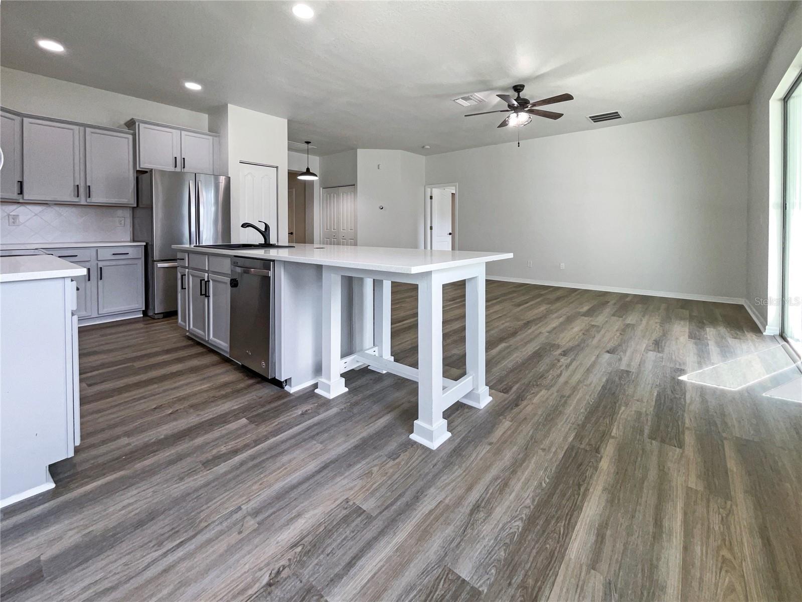 Image 23 of 28 For 3105 46th Street E