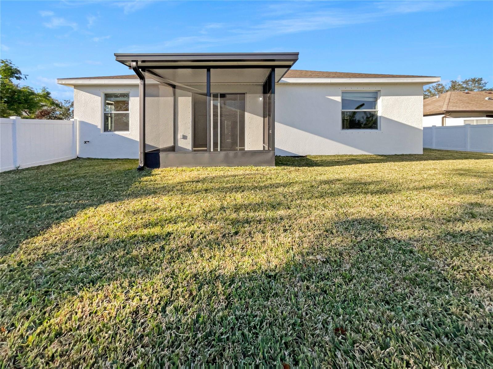 Image 8 of 21 For 3105 46th Street E