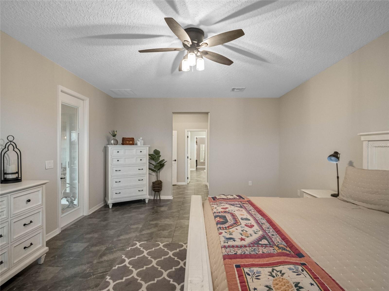 Image 17 of 50 For 17608 Sailfin Drive