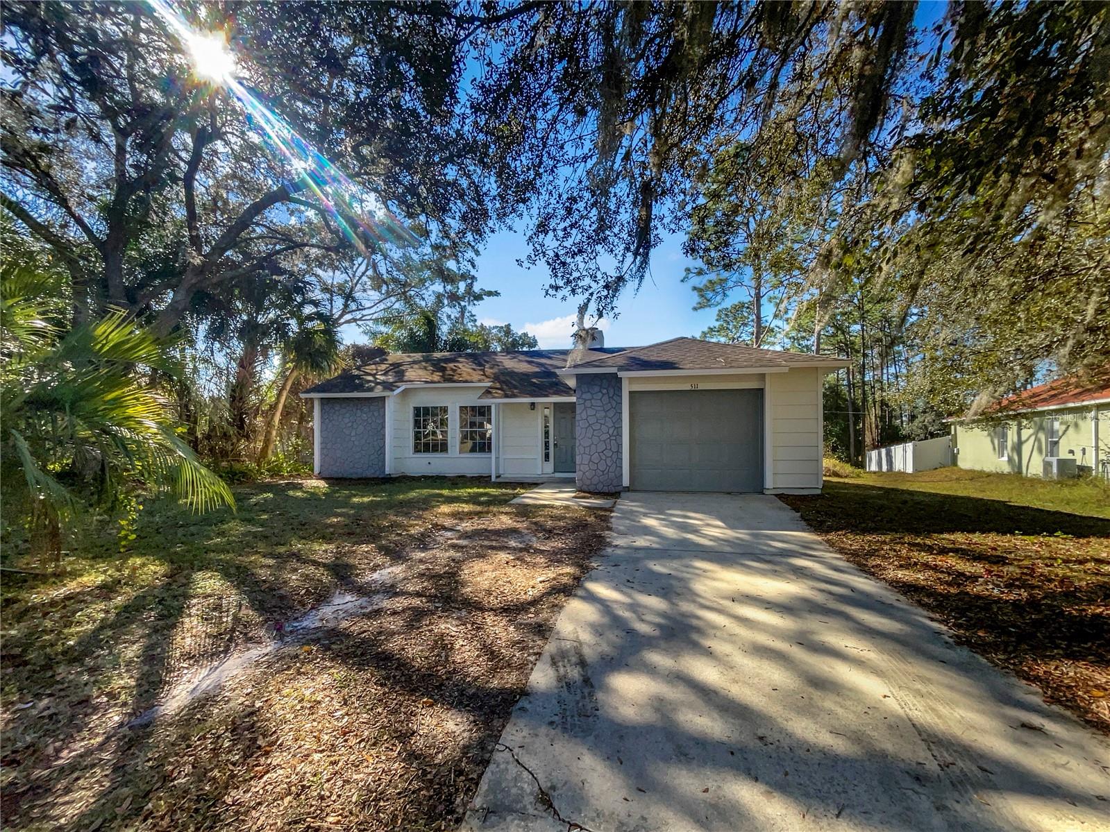 Details for 511 Cloudcroft Drive, DELTONA, FL 32738