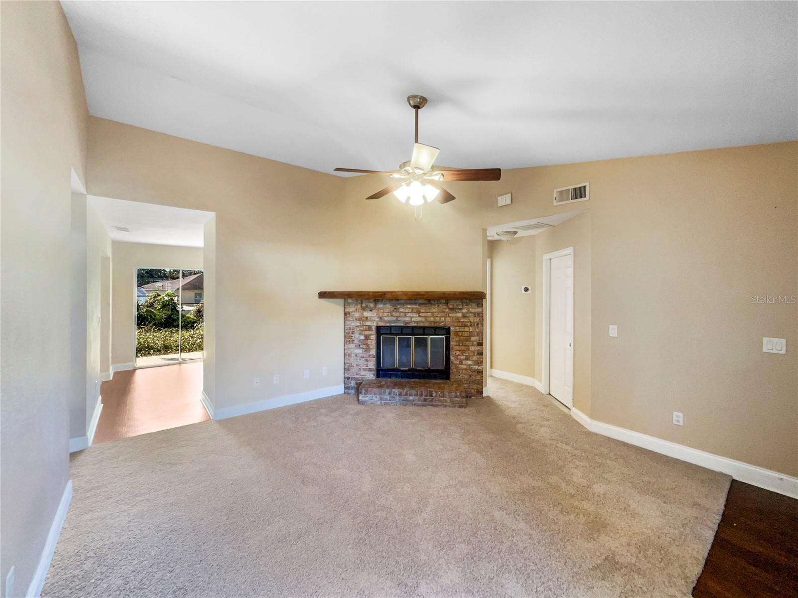 Image 12 of 18 For 511 Cloudcroft Drive