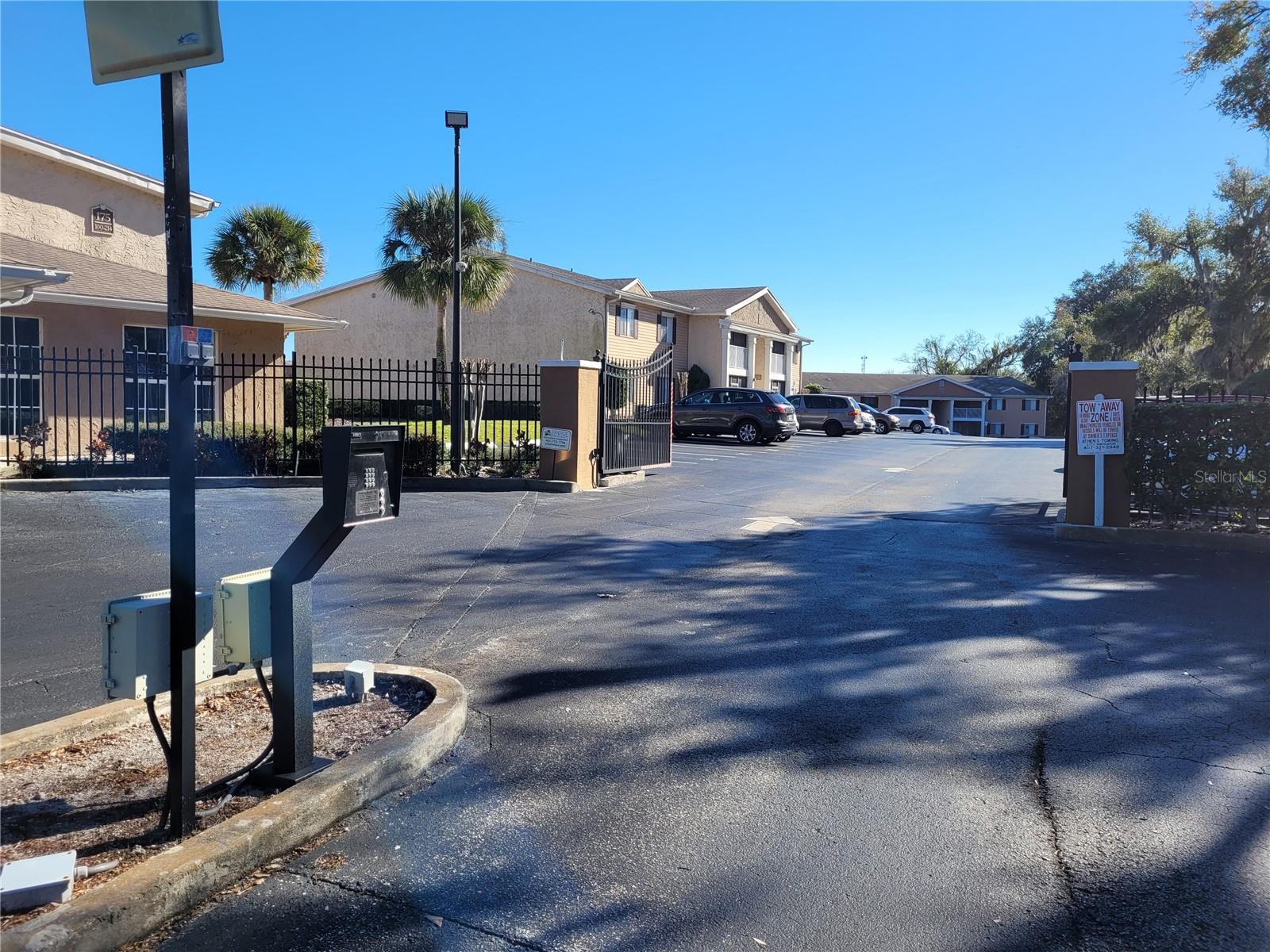 Image 21 of 21 For 155 Pearl Lake Causeway 200