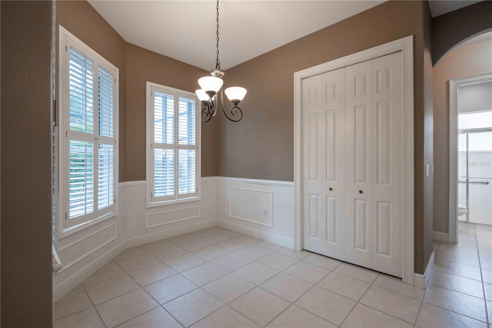 Image 10 of 40 For 38633 Lakeview Walk