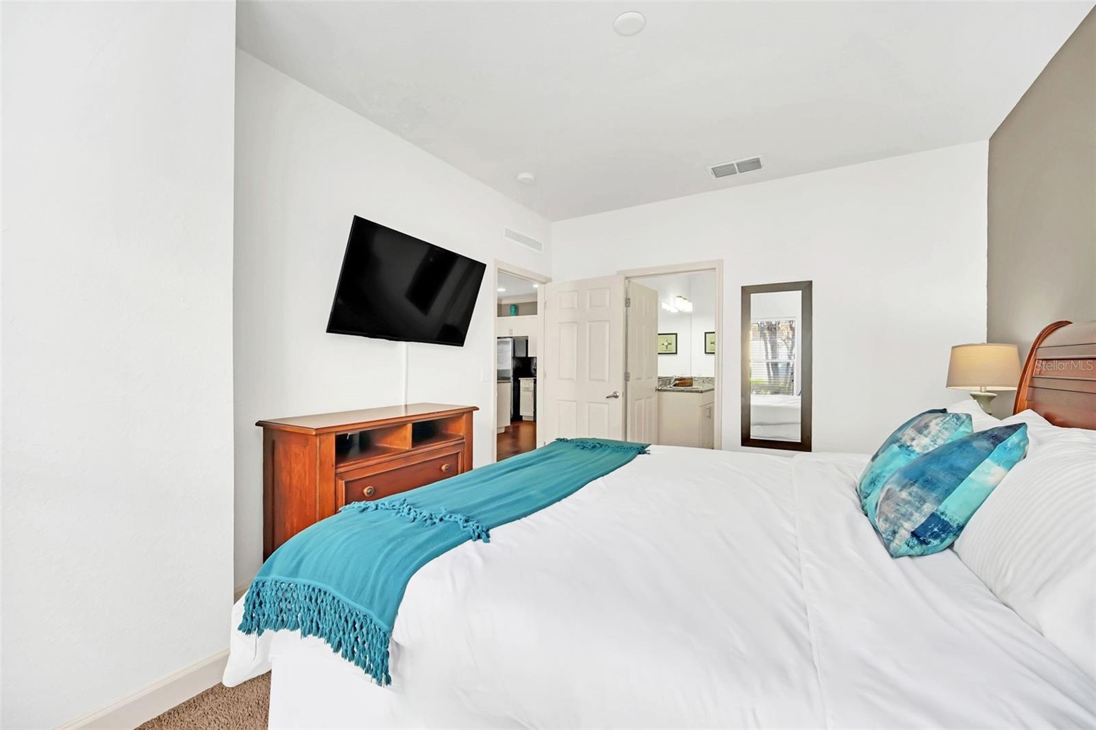 Image 22 of 40 For 2956 Lucayan Harbour Circle 107