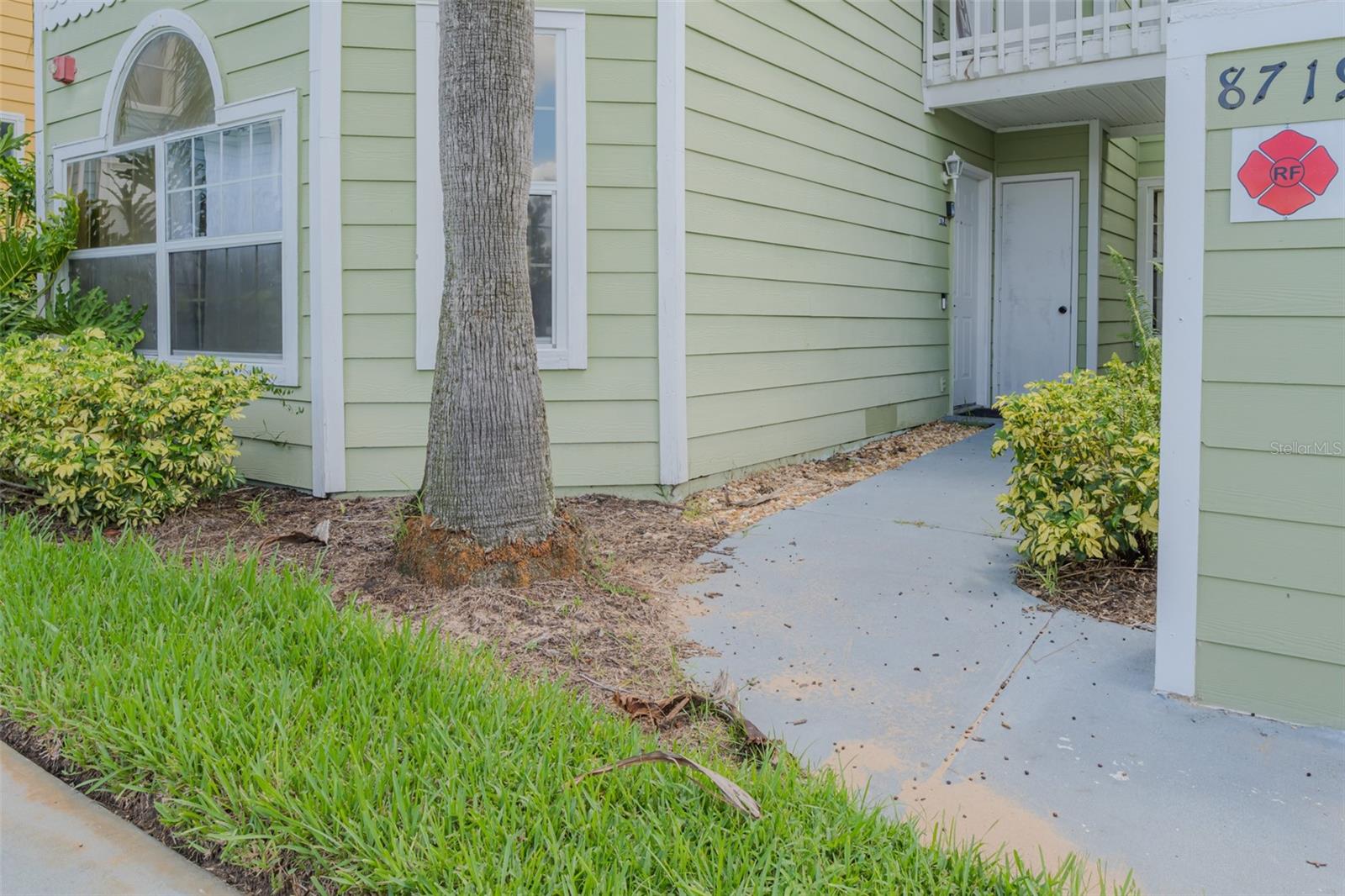 Image 2 of 51 For 8719 Rockingham Terrace A