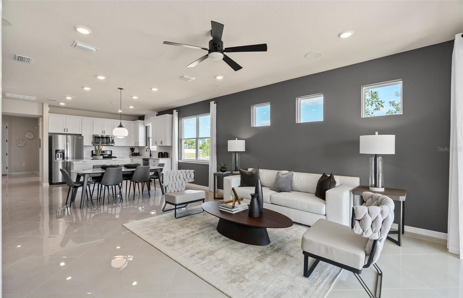 Image 4 of 11 For 13563 Pearl Beach Street