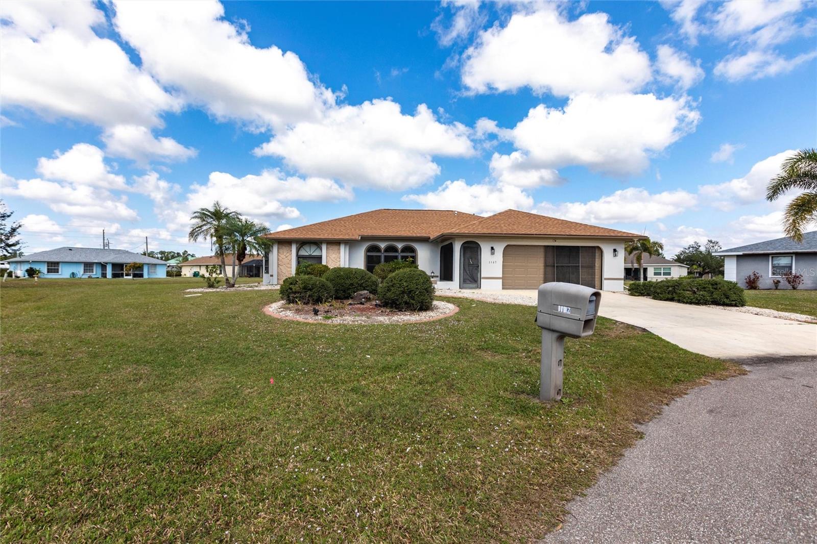 Image 3 of 40 For 1147 Yachtsman Lane