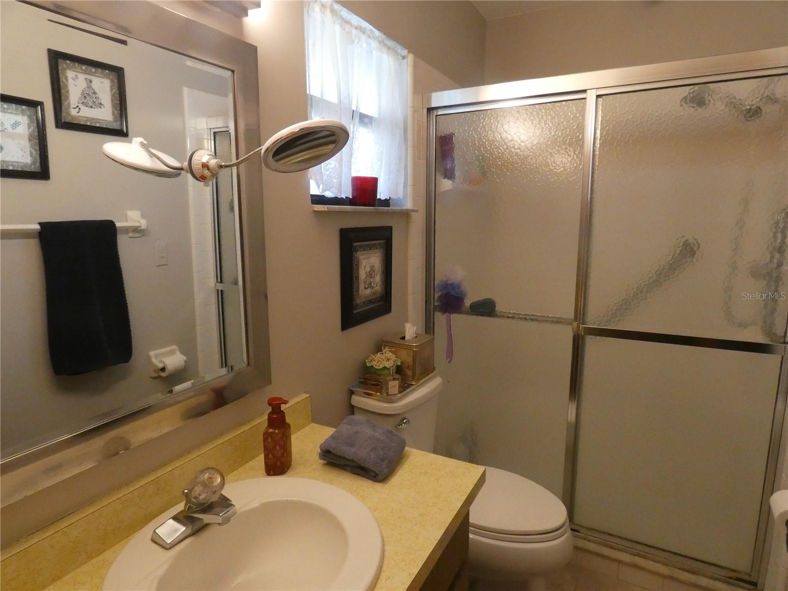 Image 4 of 22 For 749 Yorkshire Drive