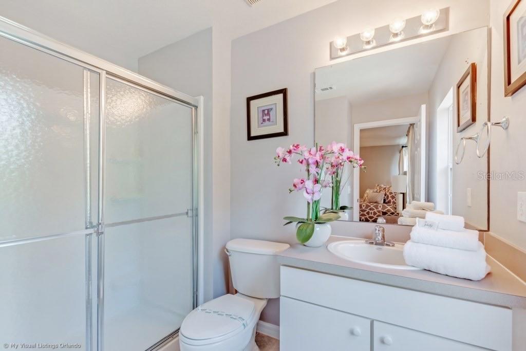 Image 12 of 42 For 4732 Vero Beach Place