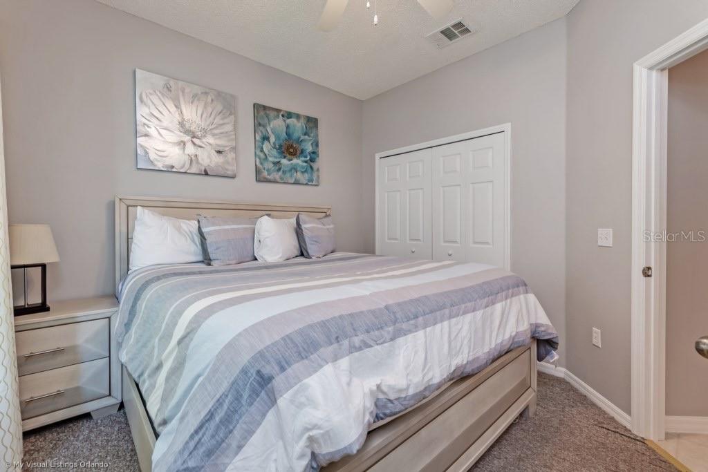 Image 15 of 42 For 4732 Vero Beach Place