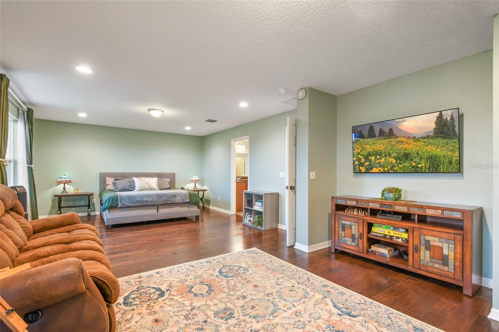 Image 34 of 71 For 1416 Cabot Drive