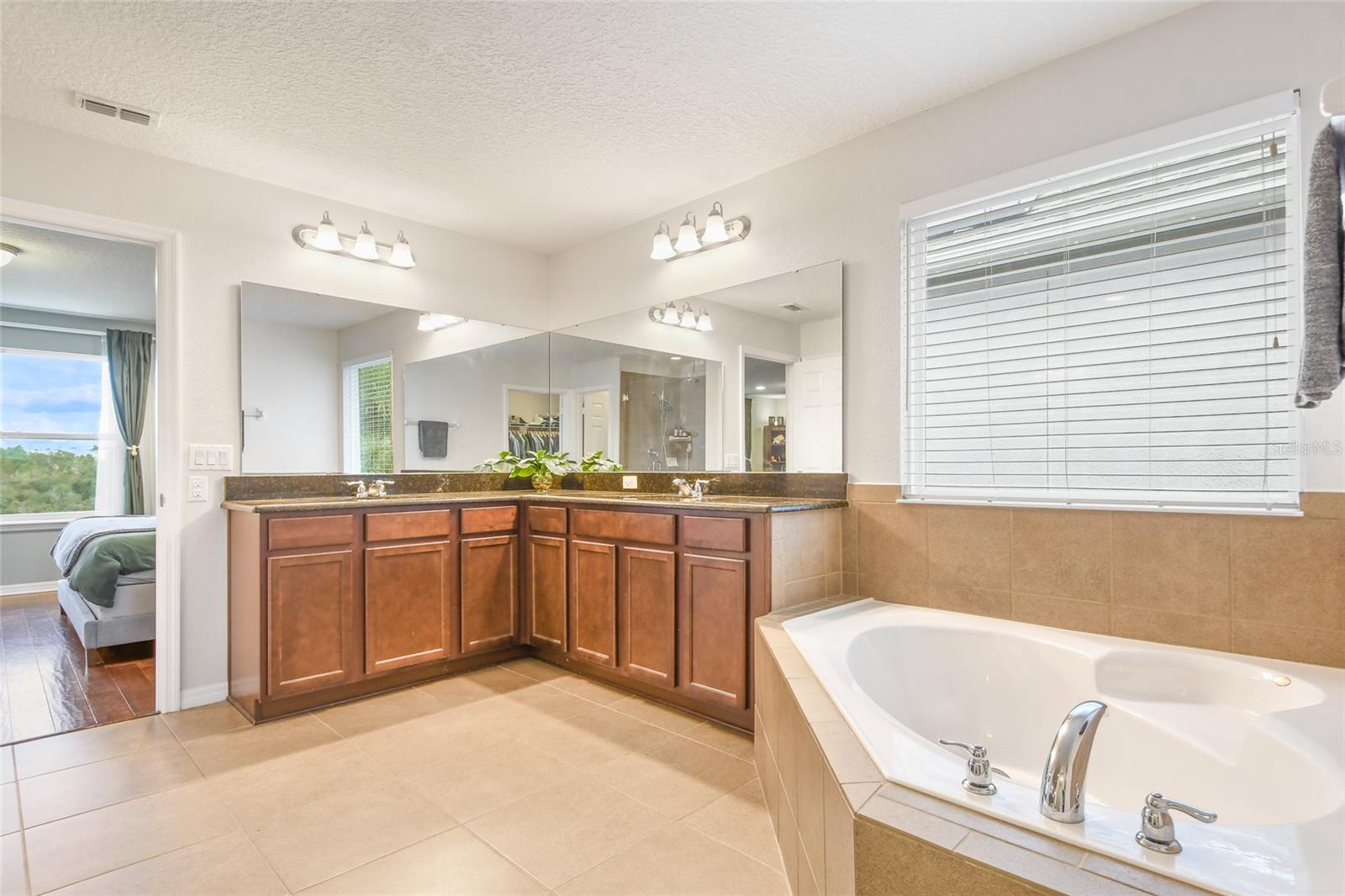 Image 42 of 71 For 1416 Cabot Drive