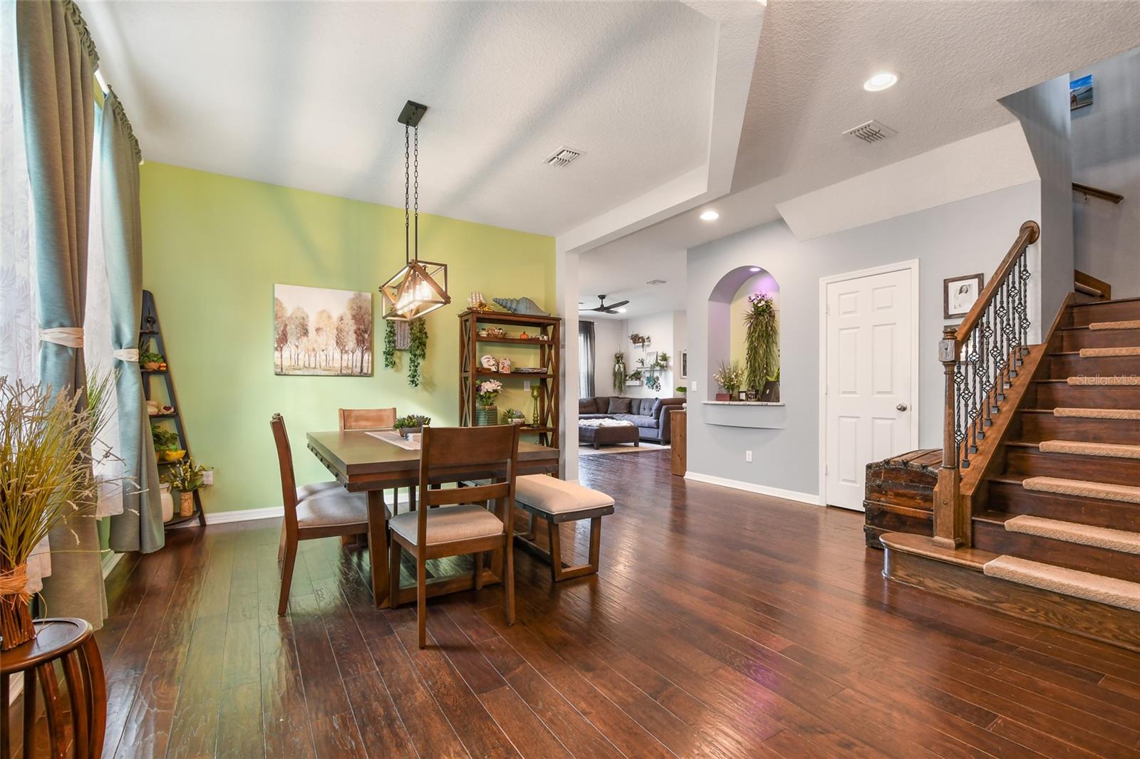 Image 6 of 71 For 1416 Cabot Drive