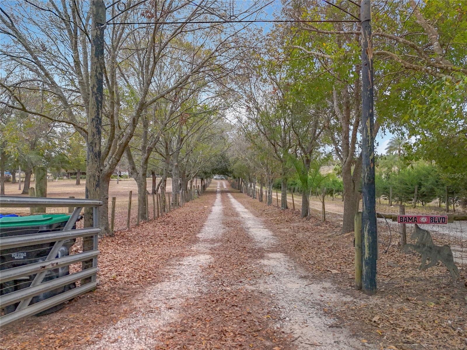 Image 4 of 97 For 17952 Lookout Hill Road