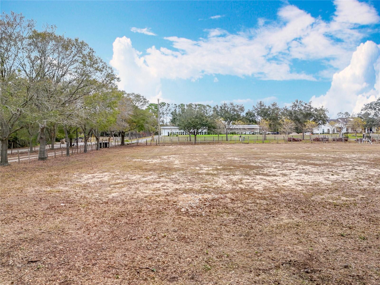 Image 88 of 97 For 17952 Lookout Hill Road