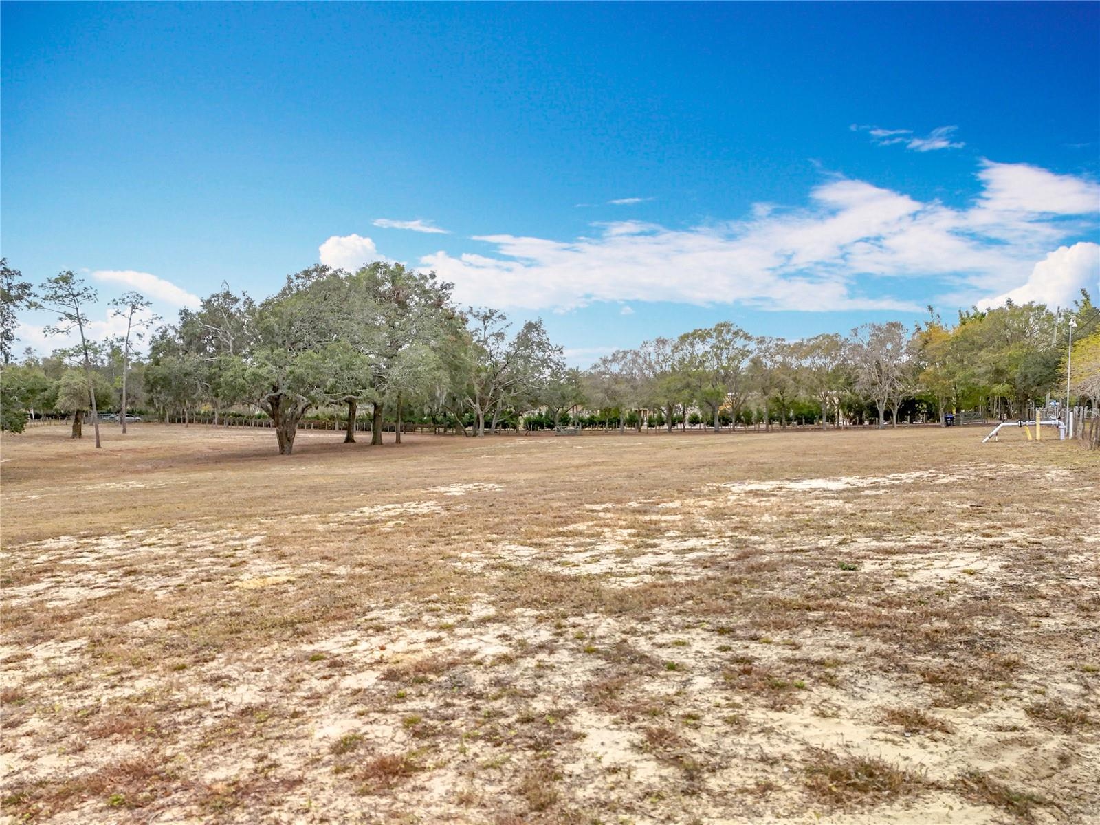 Image 91 of 97 For 17952 Lookout Hill Road