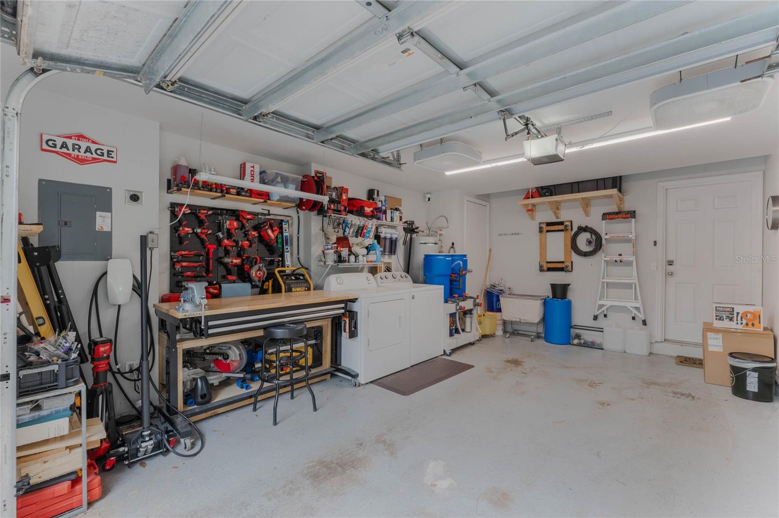 Image 20 of 24 For 711 Centervale Drive 711