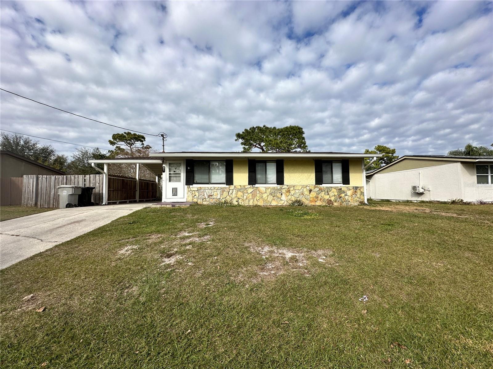 Listing Details for 21 Thrush Street, APOPKA, FL 32712