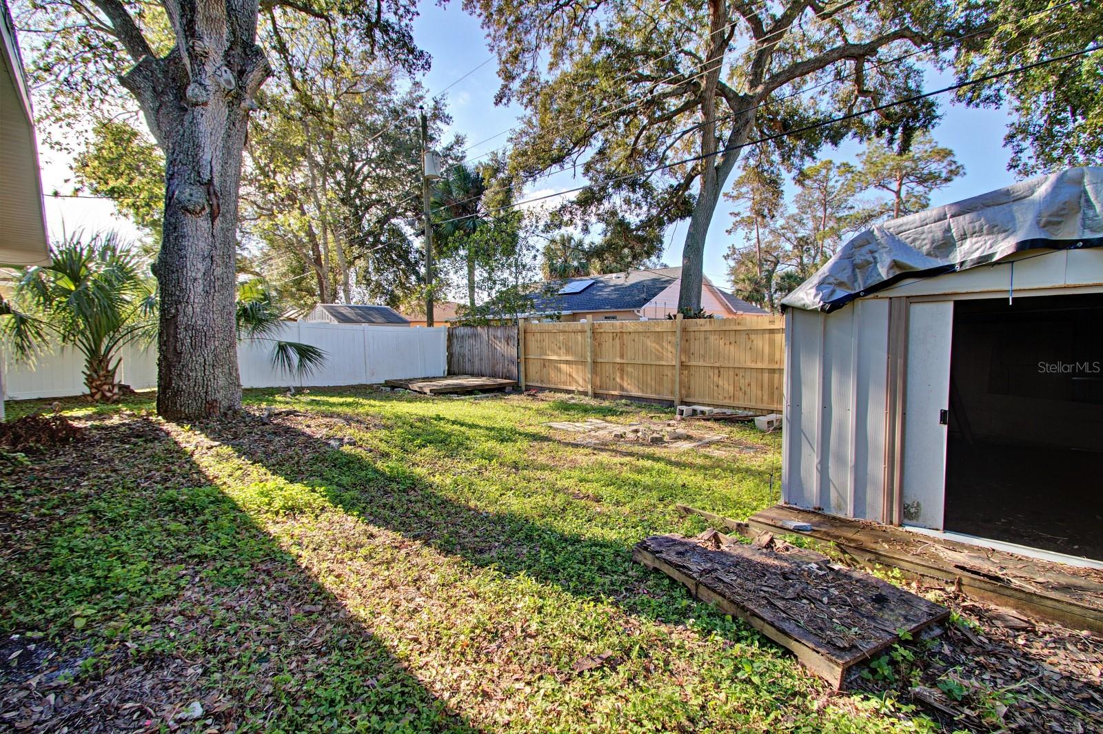 Image 27 of 30 For 1246 Margina Avenue
