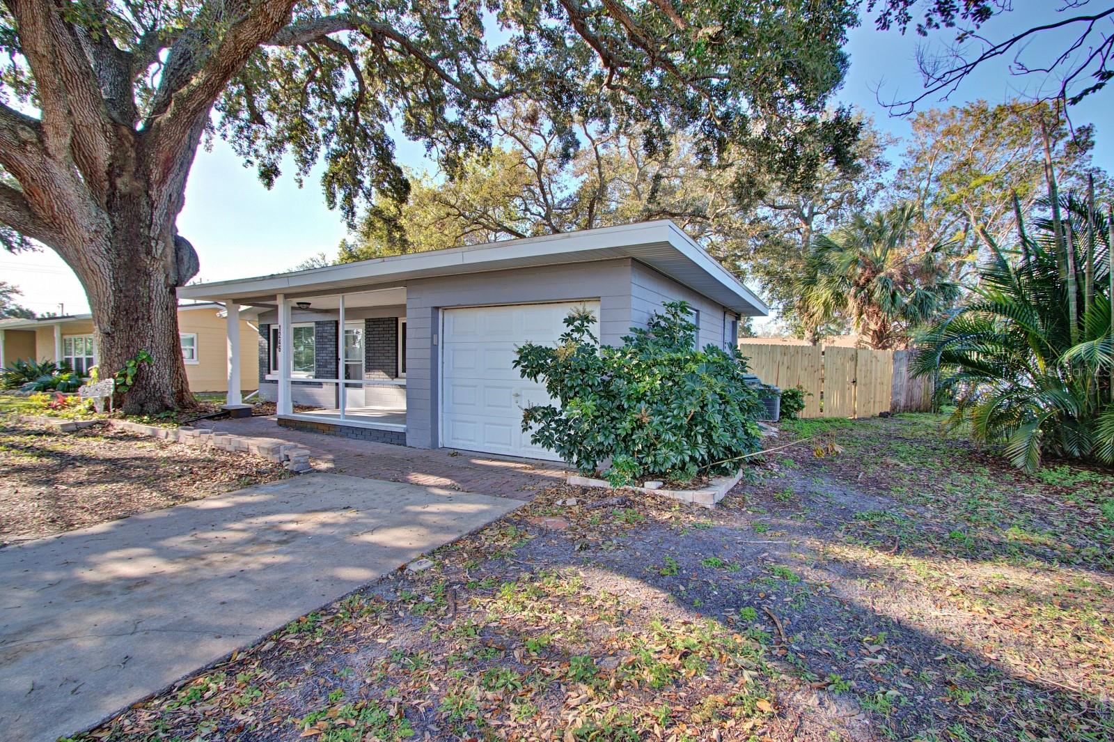 Image 3 of 30 For 1246 Margina Avenue