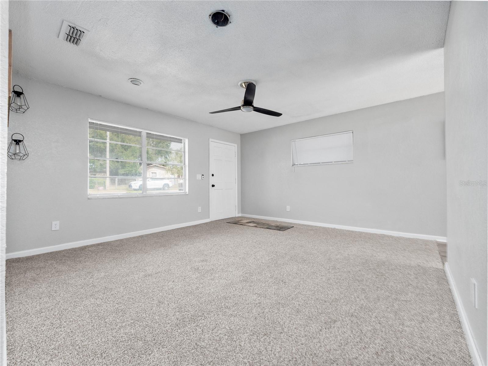 Image 13 of 22 For 2911 Dudley Drive