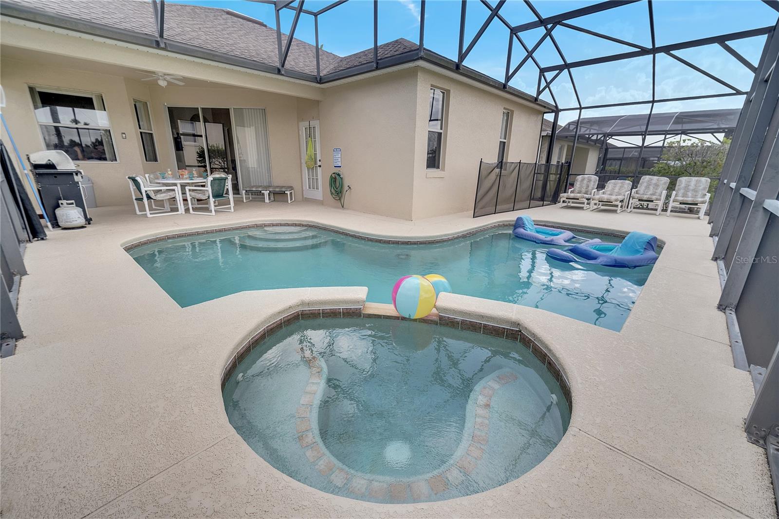 Image 17 of 59 For 511 Pineloch Drive