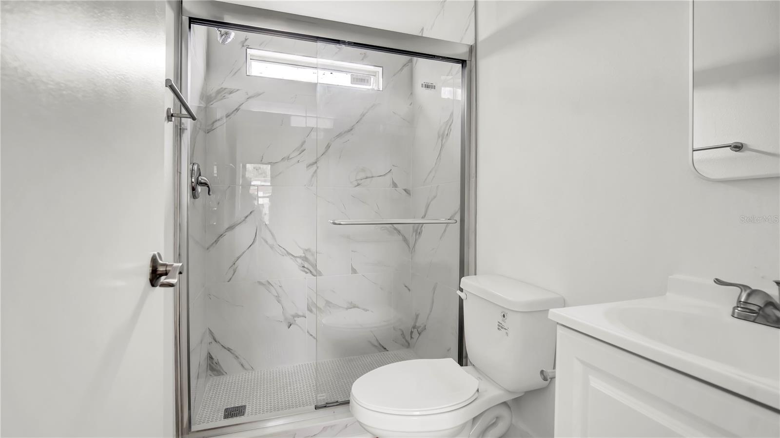 Image 14 of 27 For 354 Center Drive