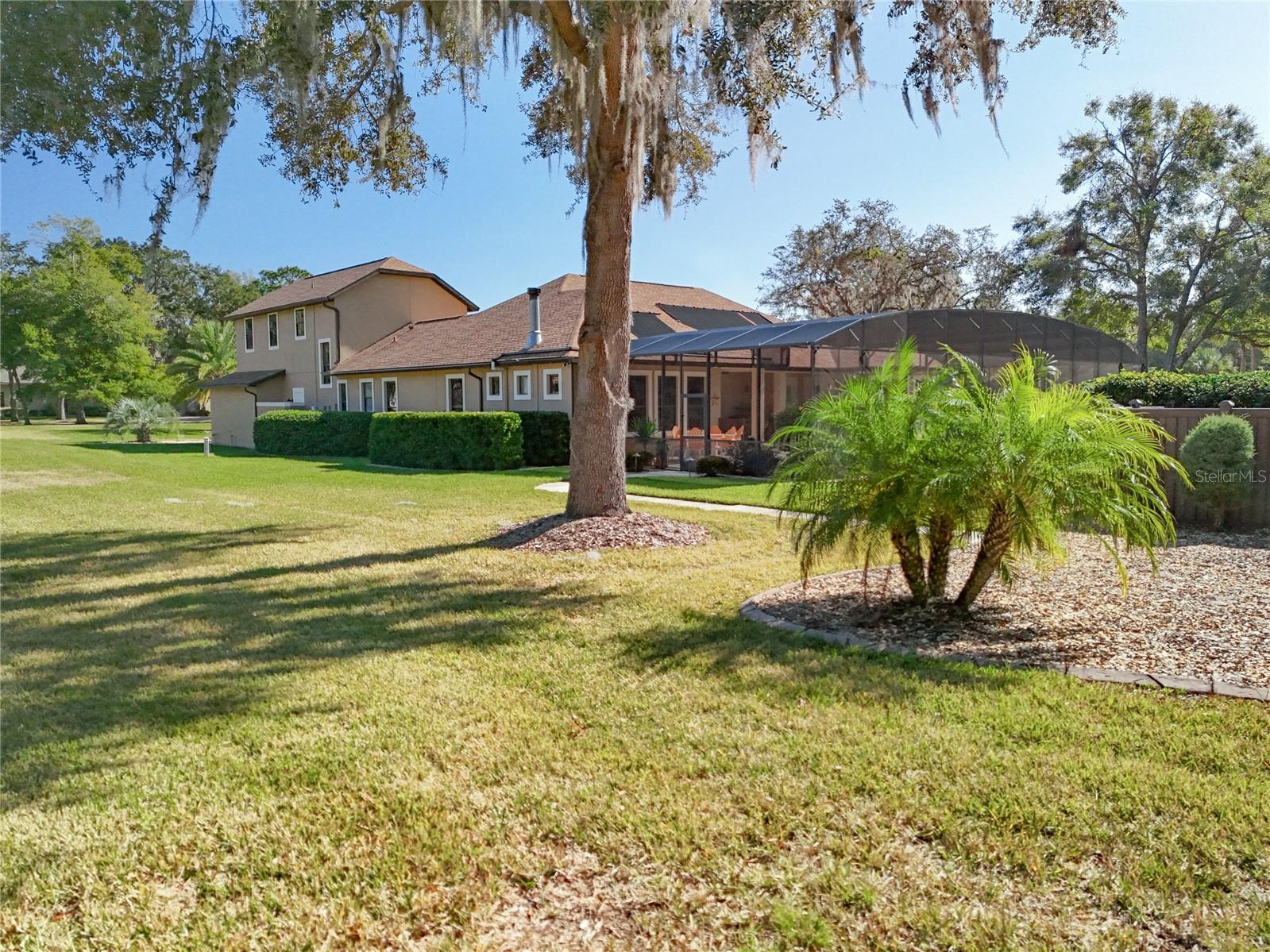 Image 94 of 99 For 38207 Sabal Way