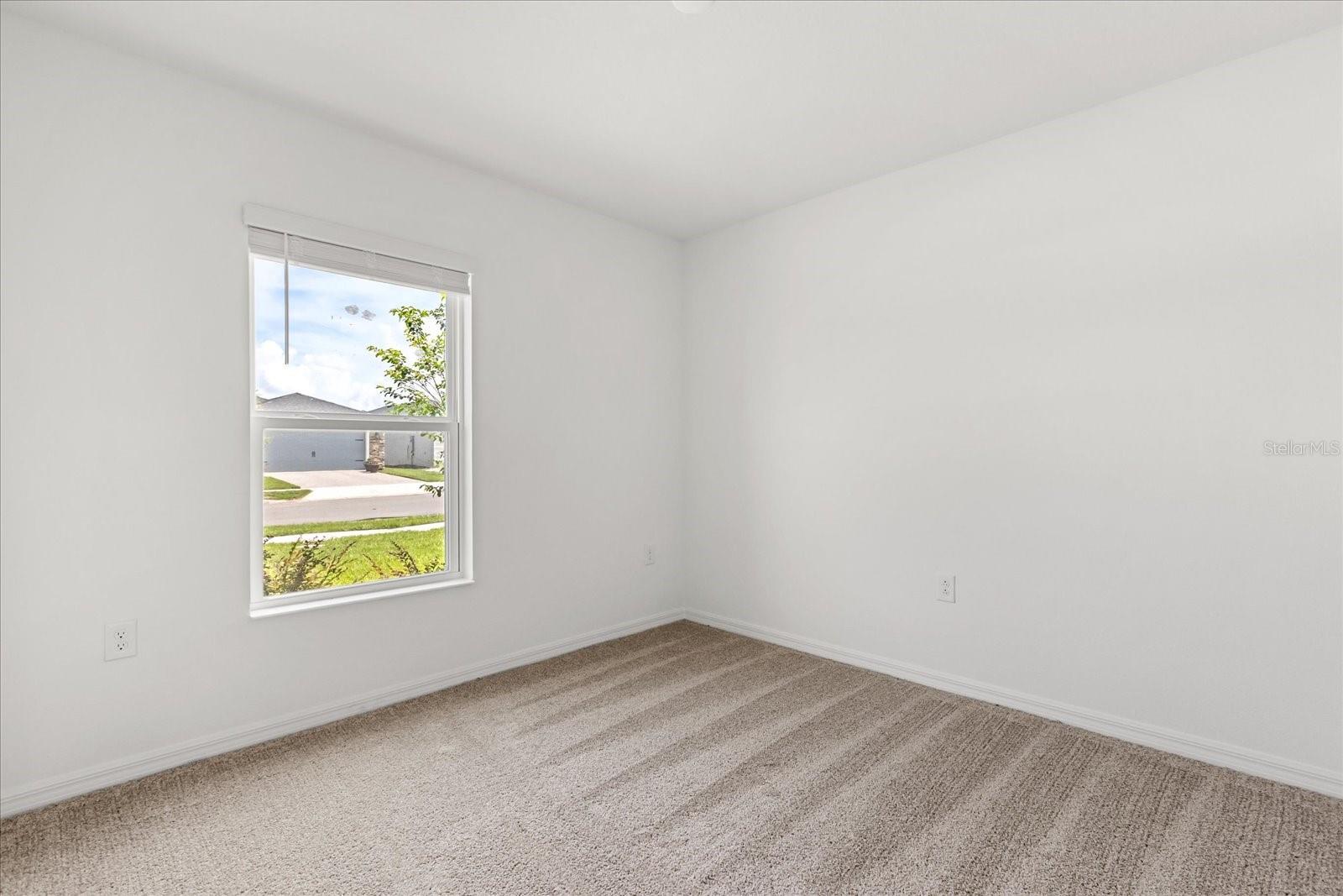 Image 10 of 20 For 204 Rivermill Way