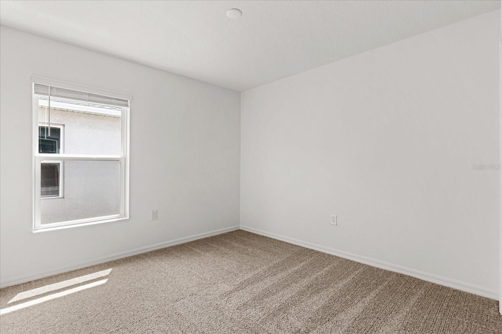 Image 13 of 20 For 204 Rivermill Way