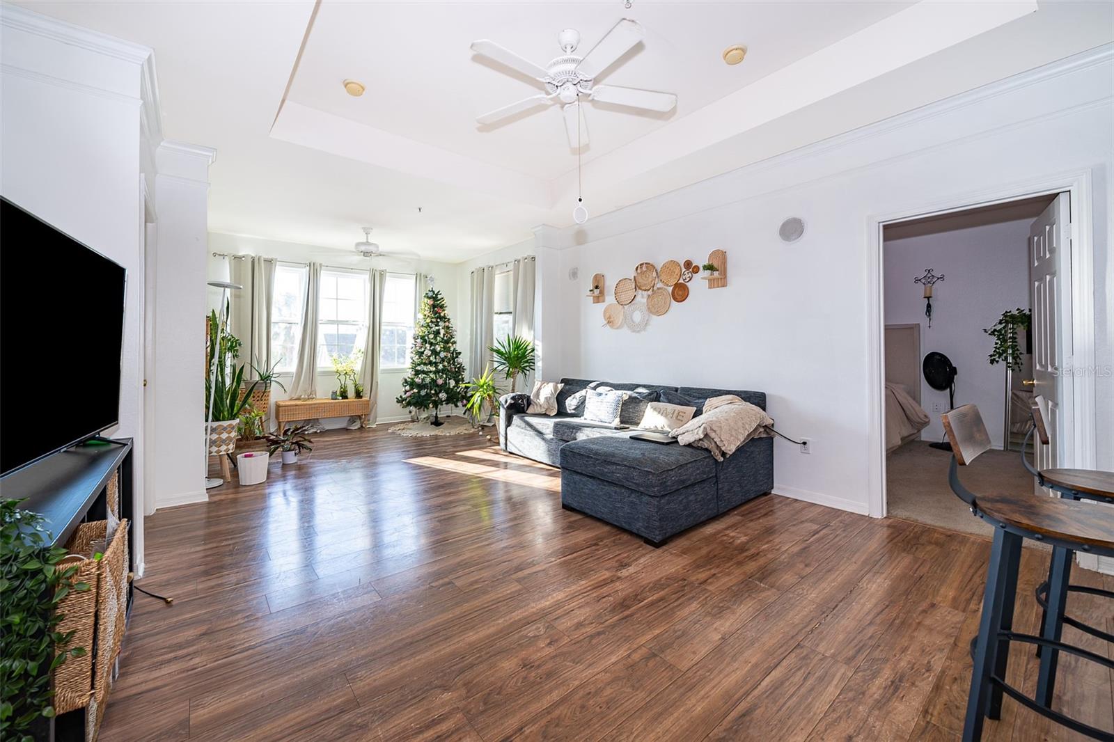 Image 4 of 16 For 6413 Astor Village Avenue 305