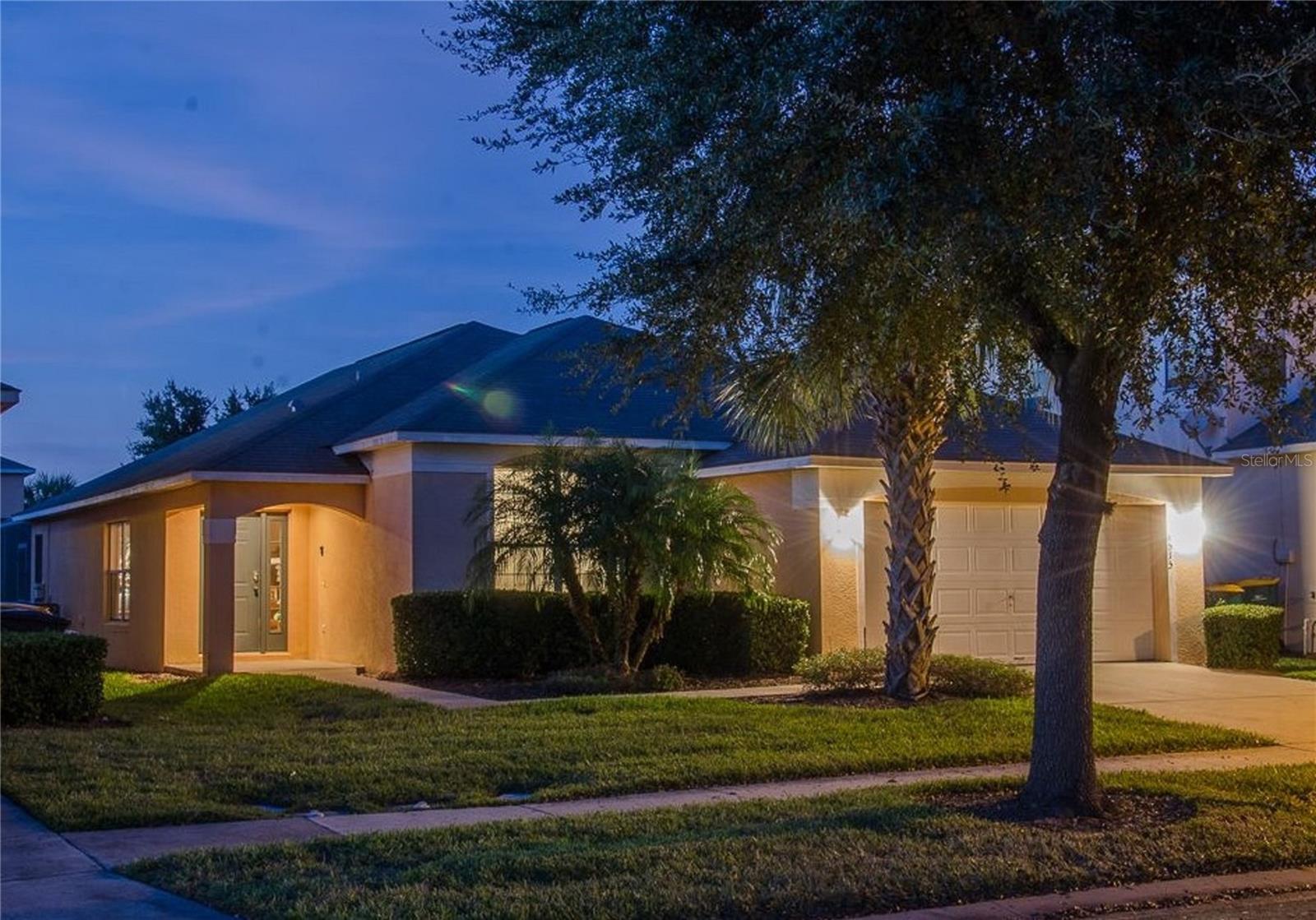 Image 2 of 28 For 8515 Sunrise Key Drive