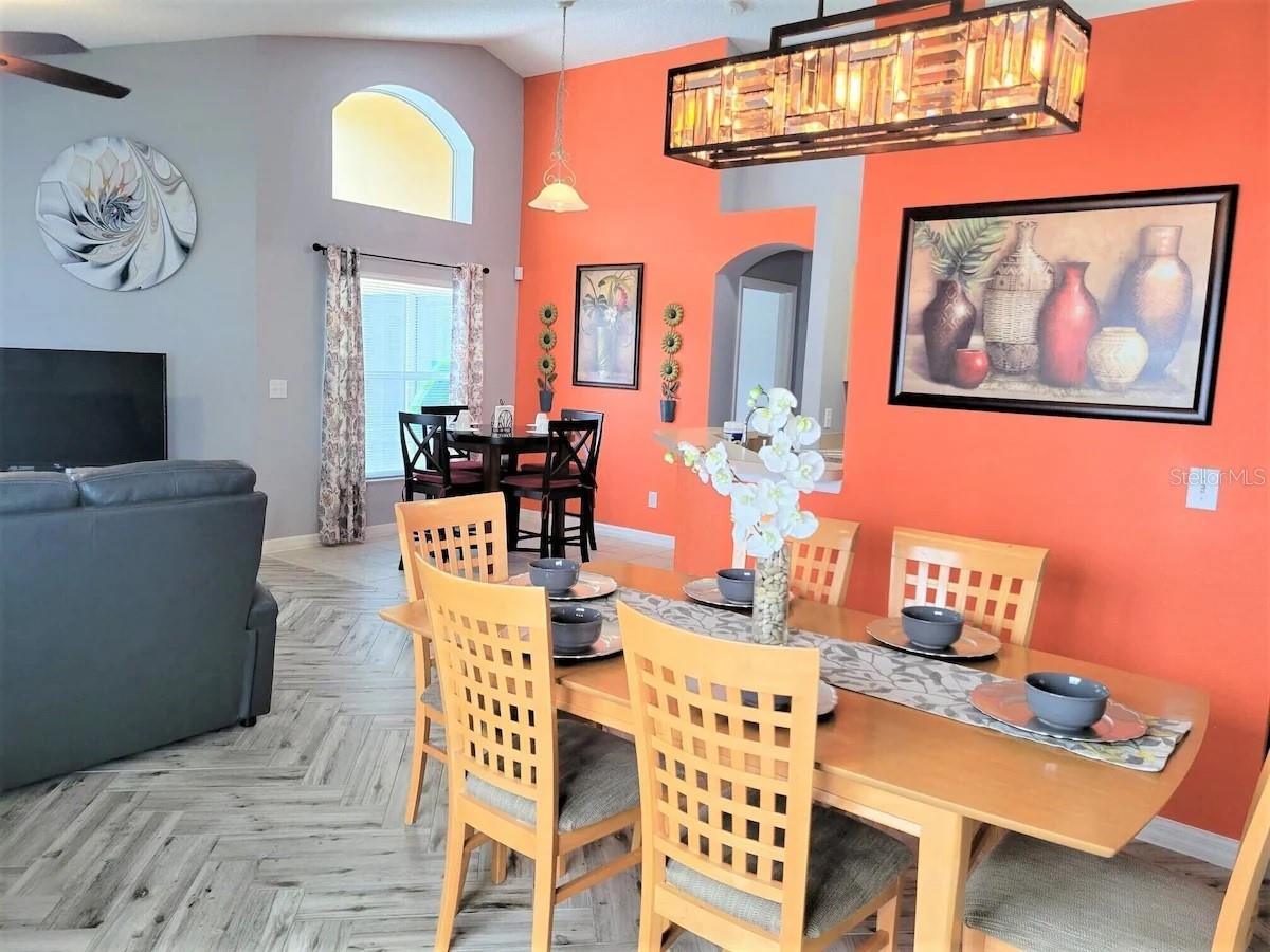 Image 4 of 28 For 8515 Sunrise Key Drive