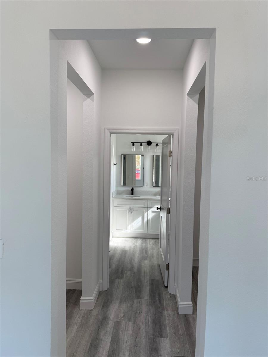 Image 11 of 26 For 3901 Sw 161st Loop
