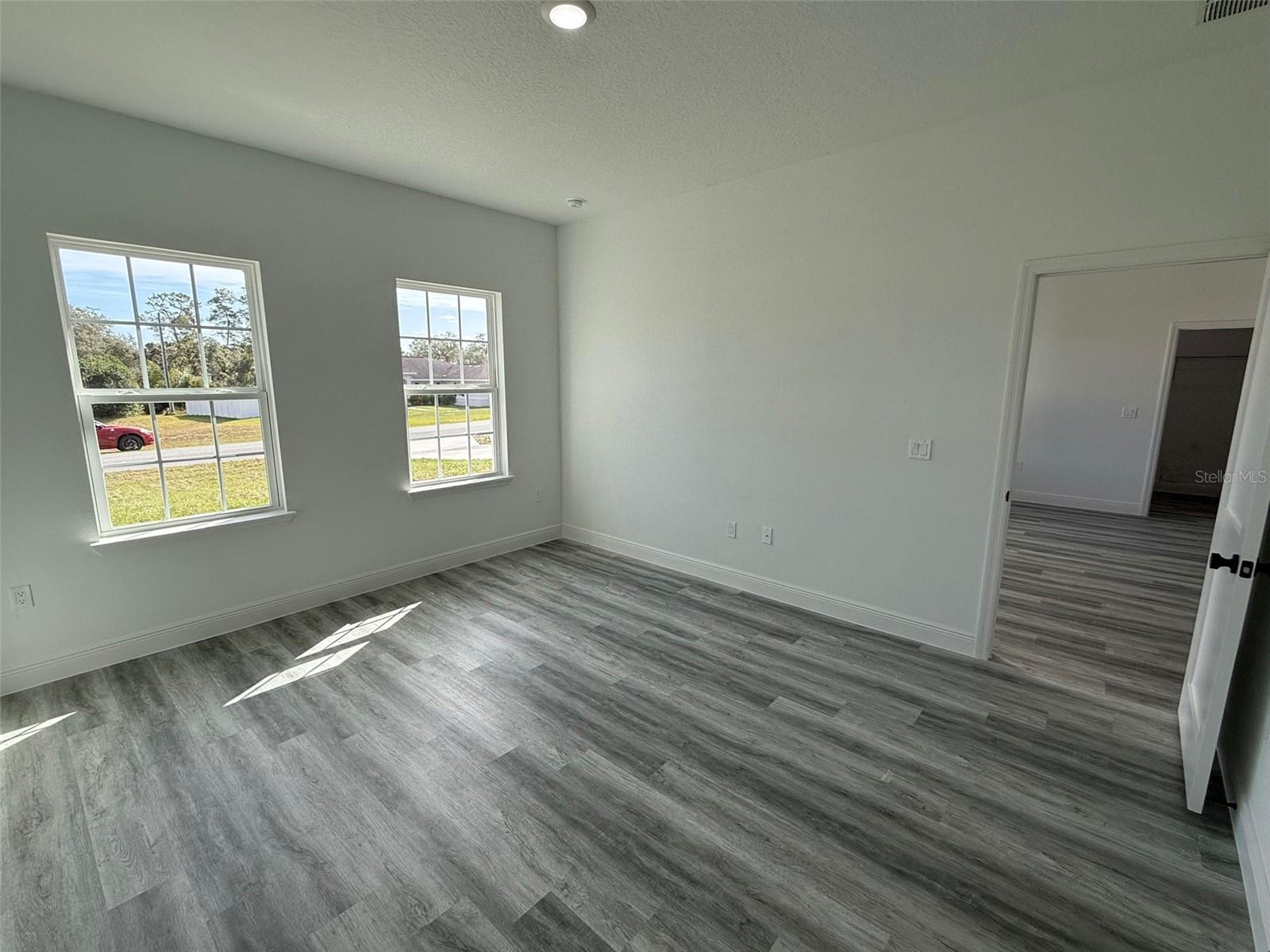 Image 16 of 26 For 3901 Sw 161st Loop