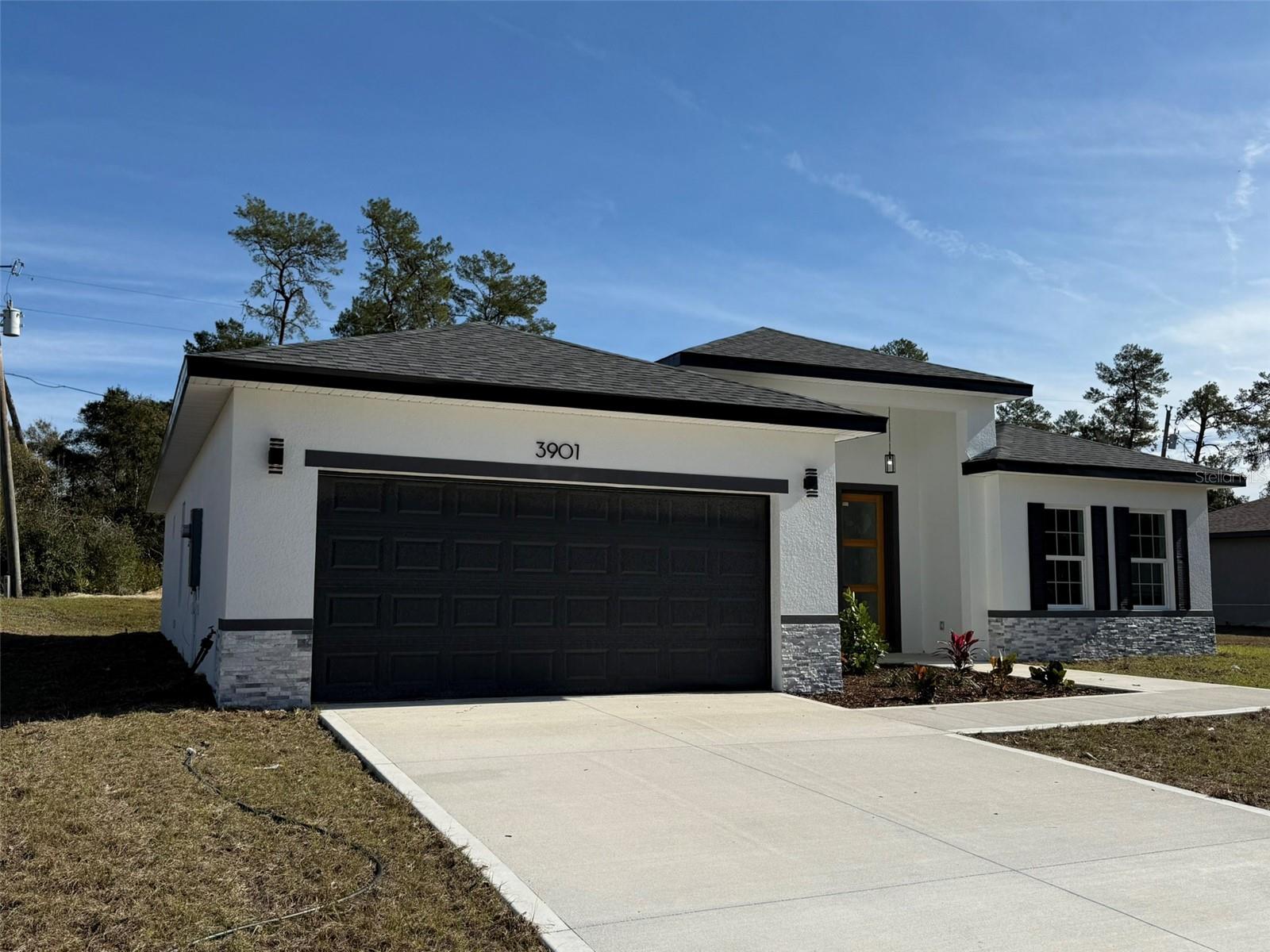 Image 2 of 26 For 3901 Sw 161st Loop