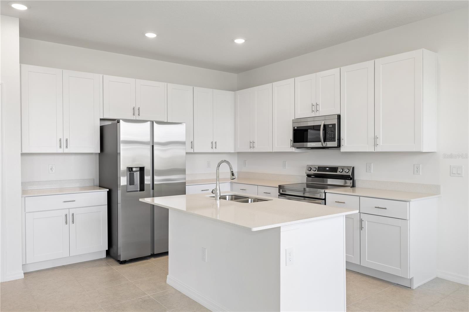 Image 3 of 11 For 507 Silver Palm Drive