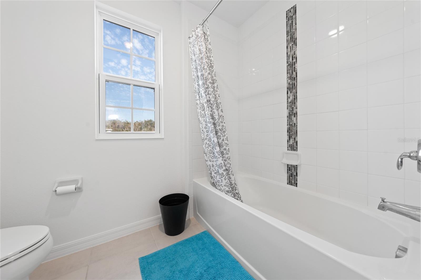 Image 22 of 27 For 1490 Woodmont Boulevard
