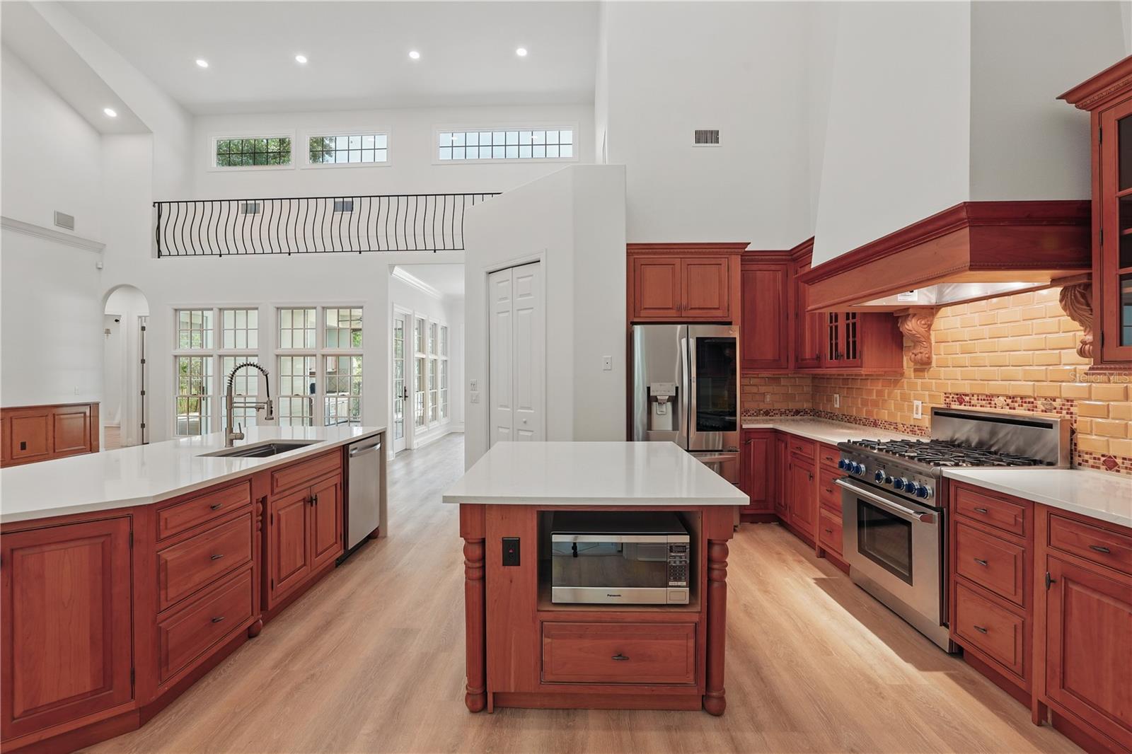 Image 11 of 47 For 6241 Blakeford Drive