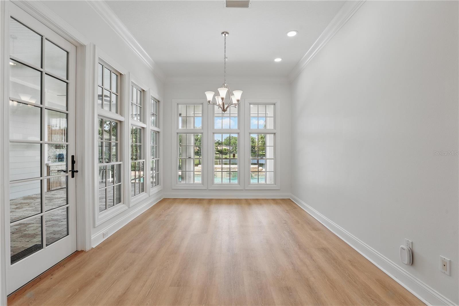 Image 15 of 47 For 6241 Blakeford Drive