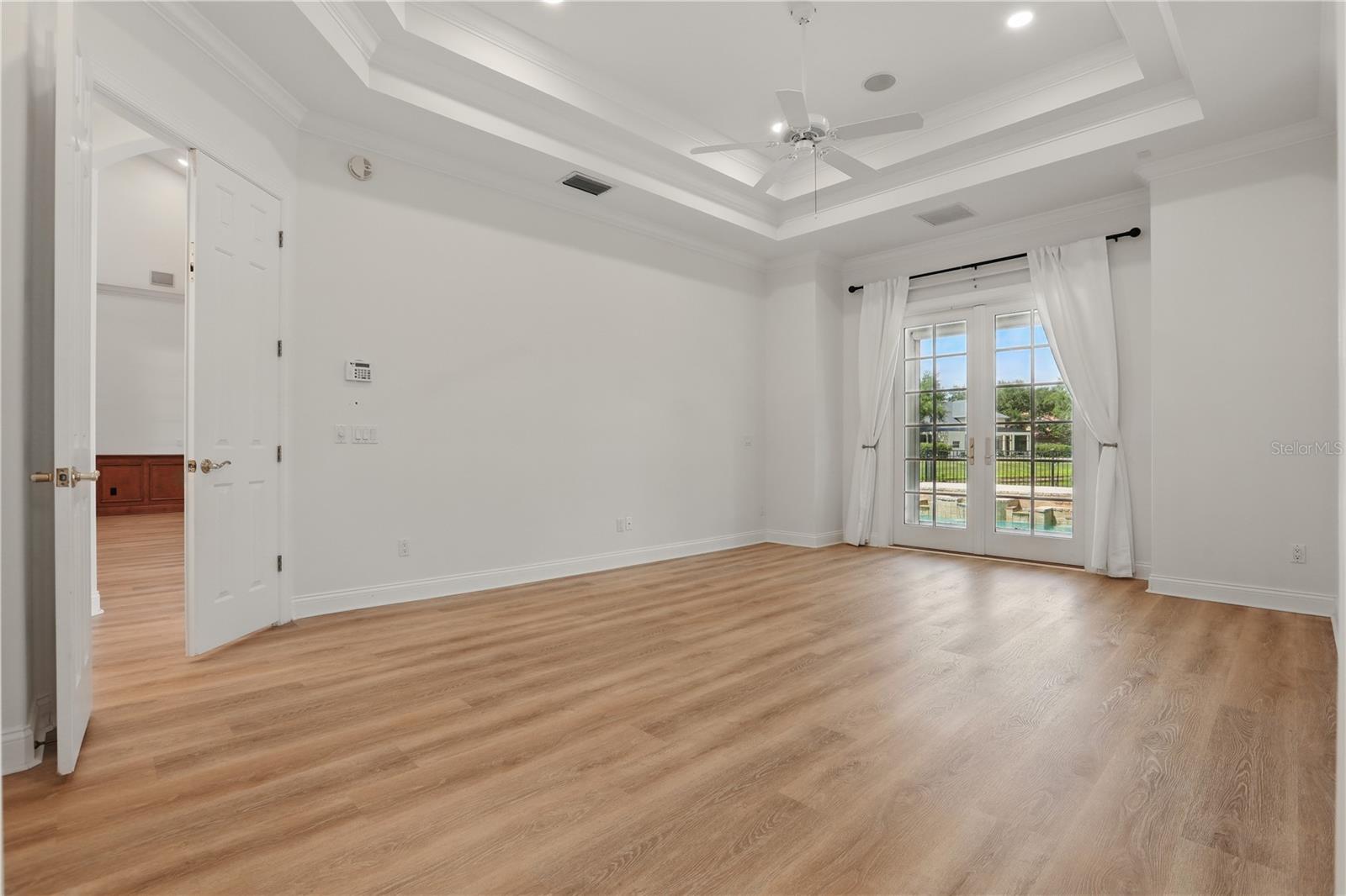 Image 19 of 47 For 6241 Blakeford Drive