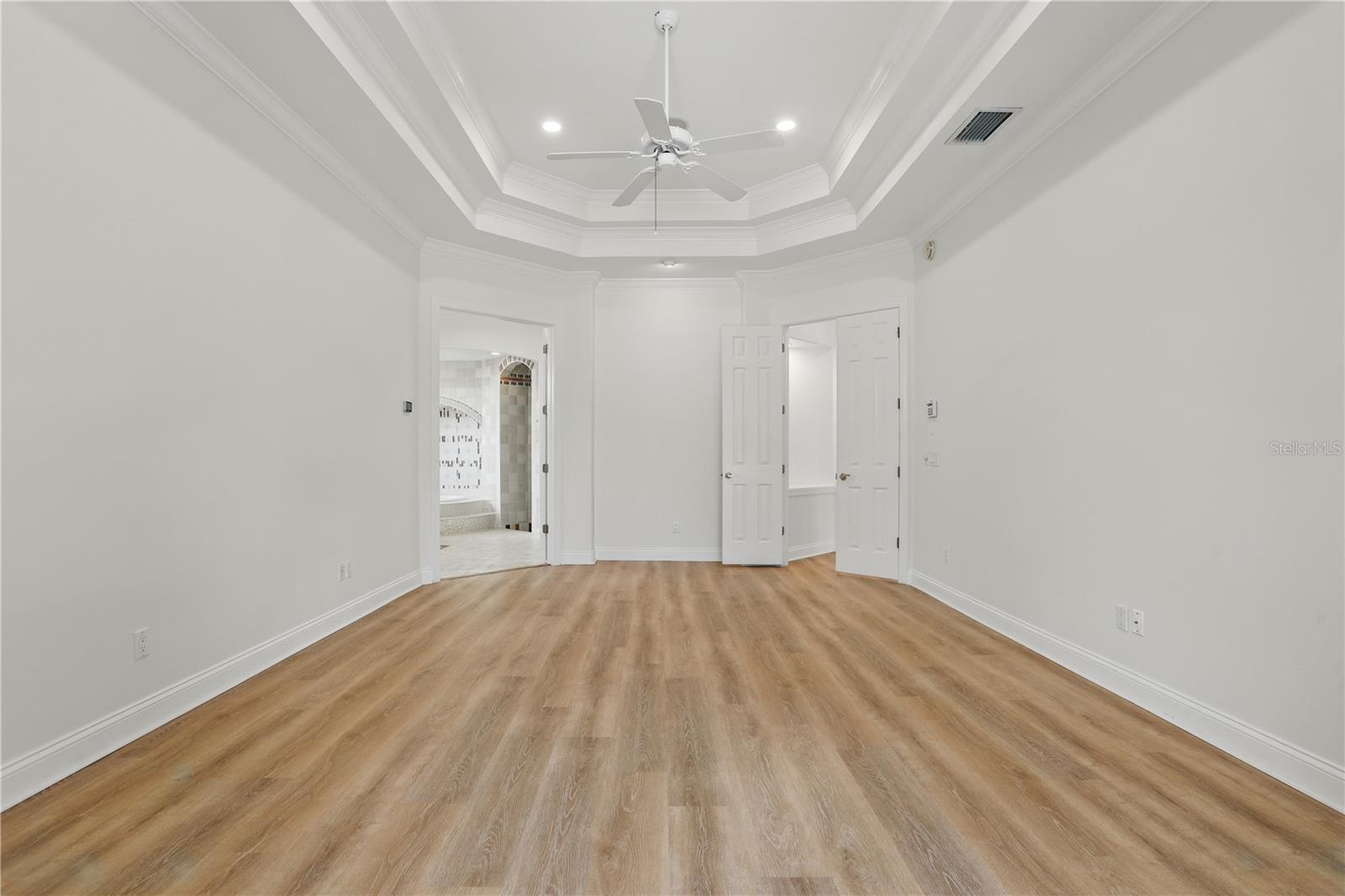 Image 20 of 47 For 6241 Blakeford Drive