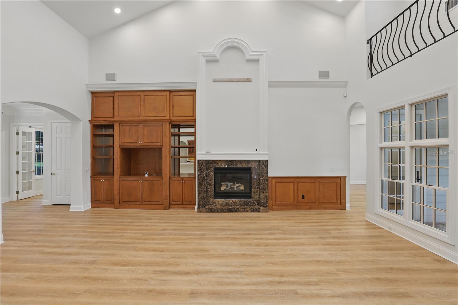 Image 9 of 47 For 6241 Blakeford Drive