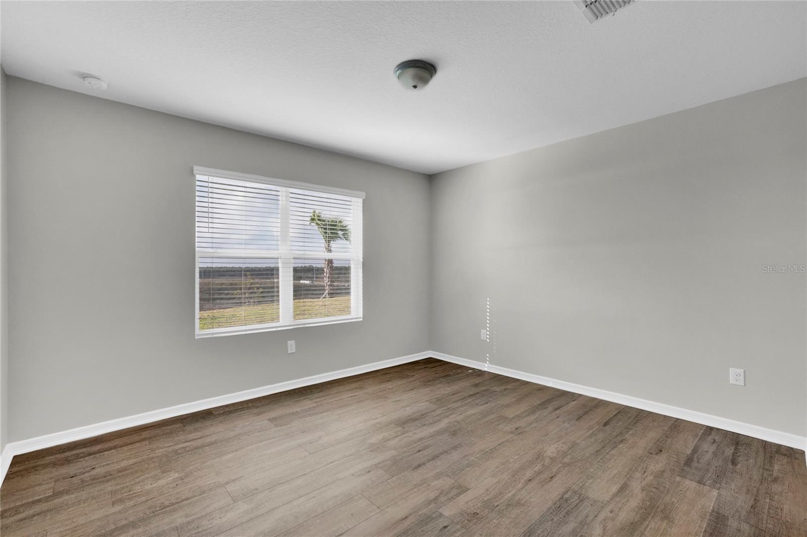 Image 7 of 10 For 7425 Catania Loop