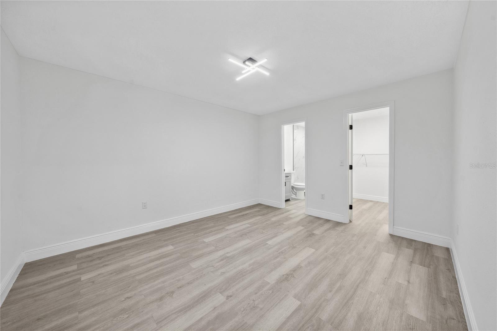 Image 11 of 30 For 2235 Ginger Way