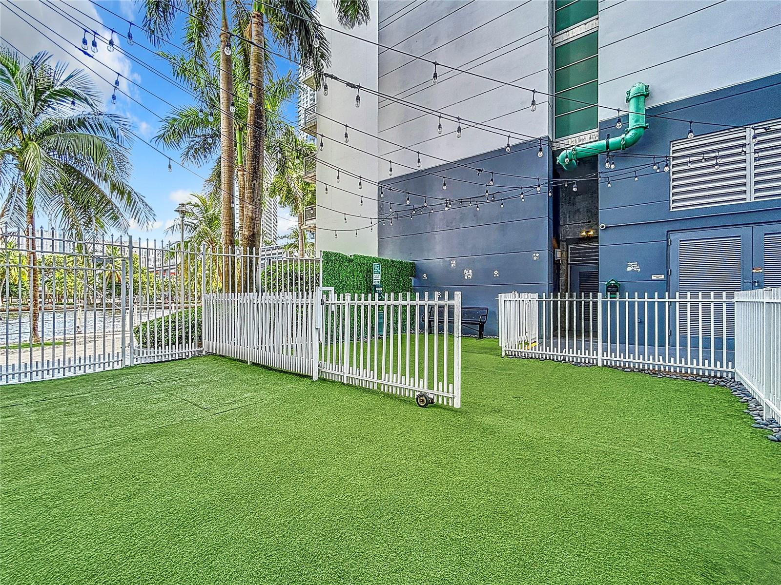 Image 41 of 56 For 690 1st Court 1232
