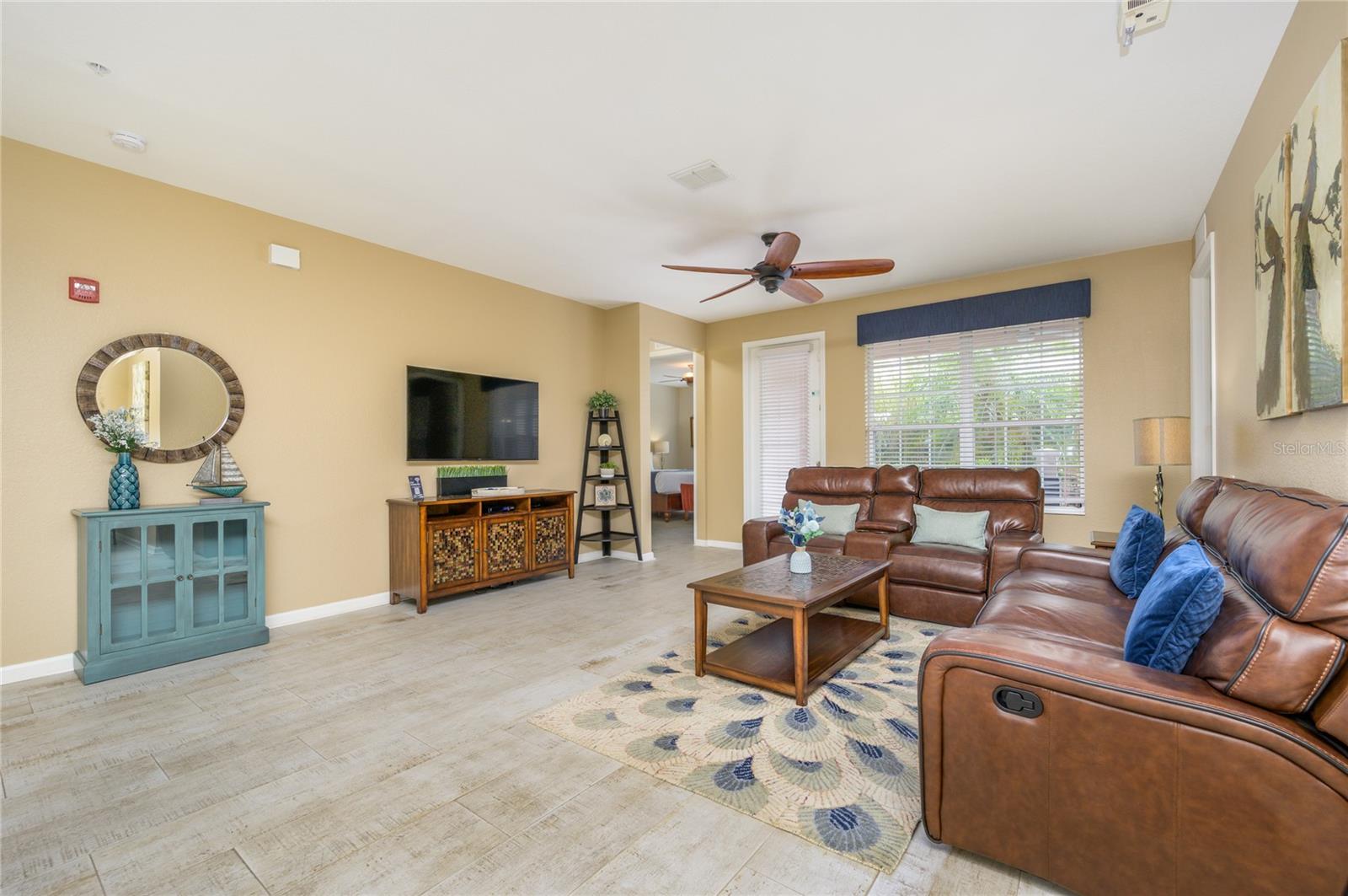 Image 4 of 51 For 5012 Shoreway Loop 10207