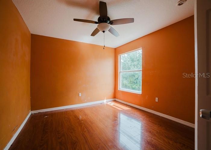 Image 13 of 22 For 1010 Embrun Court