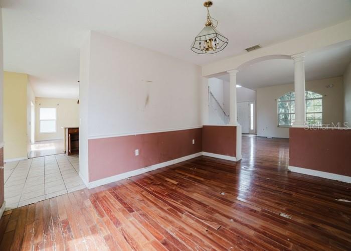 Image 15 of 22 For 1010 Embrun Court