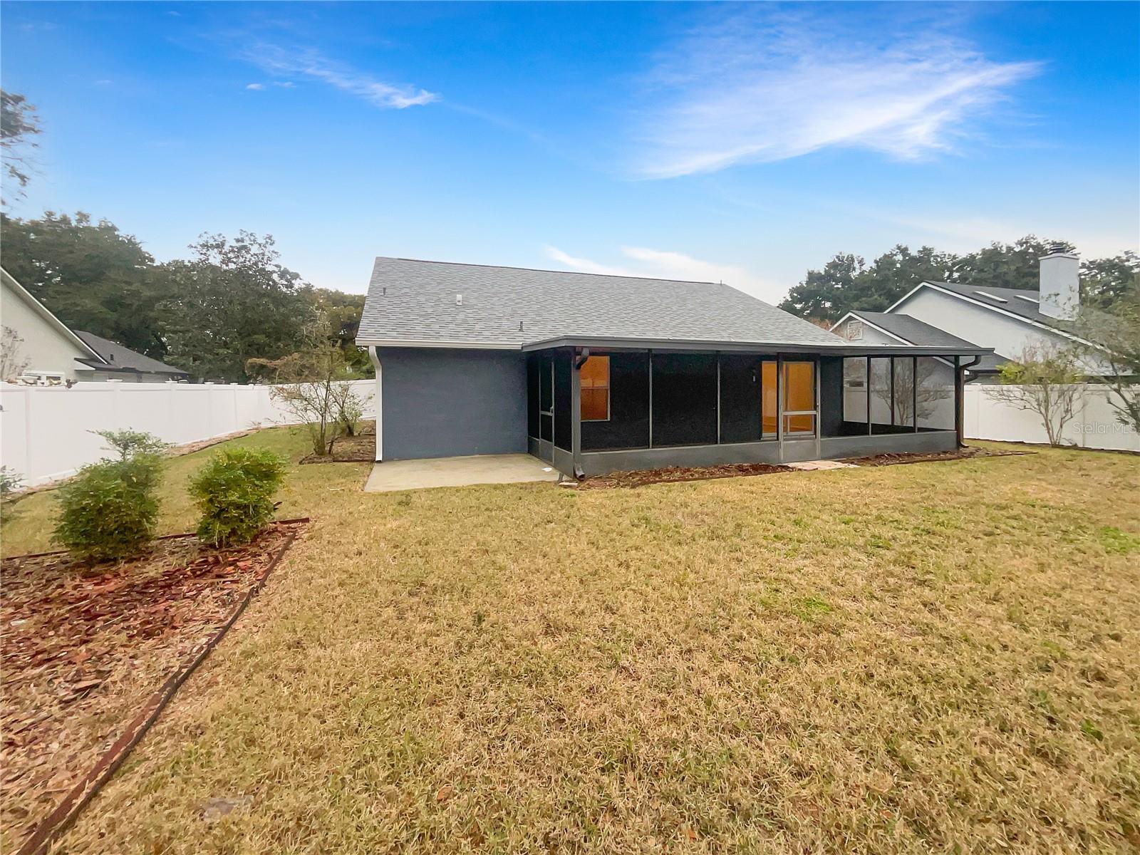 Image 10 of 23 For 311 Silver Pine Drive